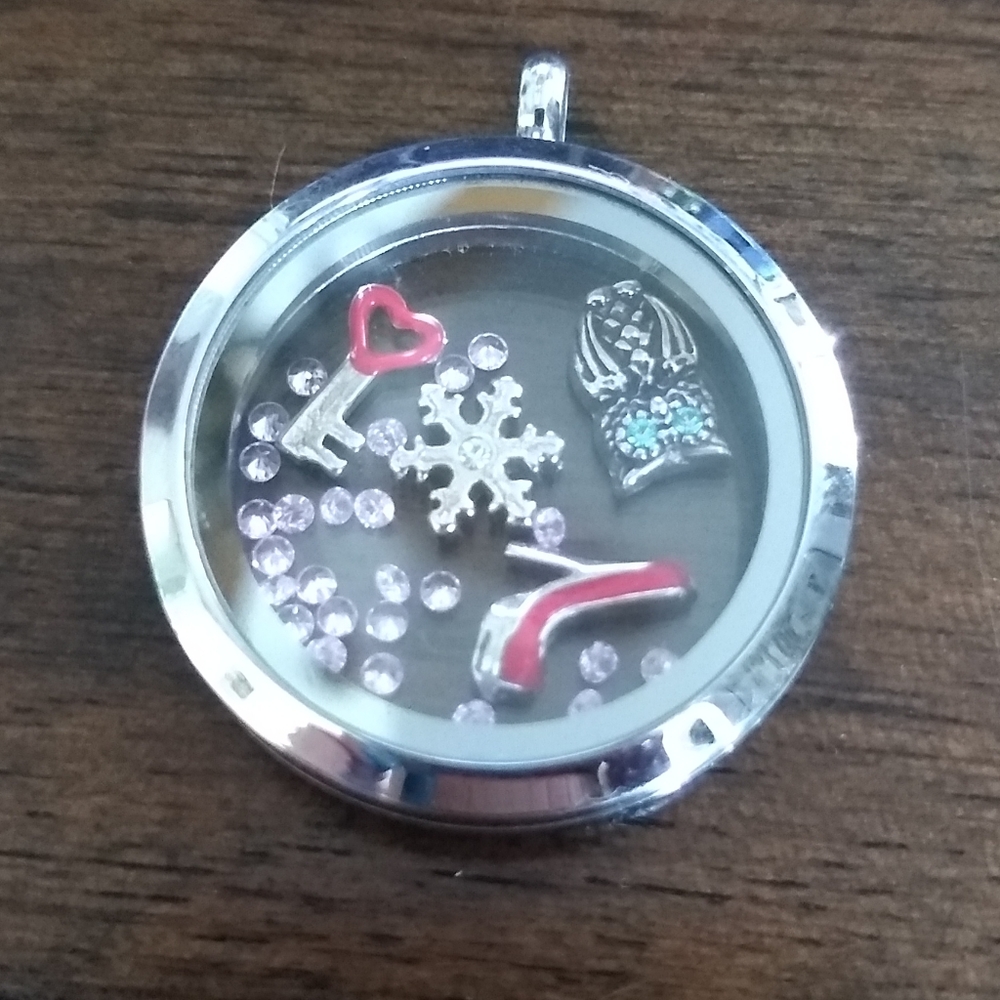 Origami owl locket